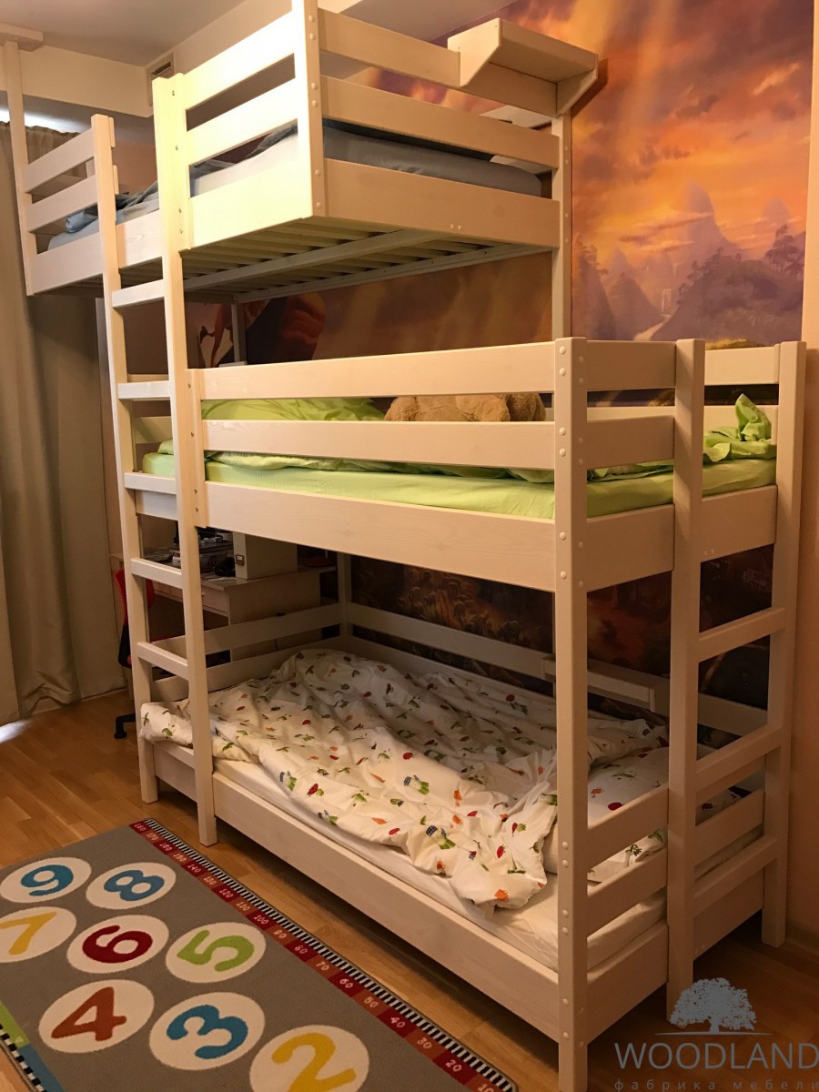 трехъярусная кровать для детей угловая